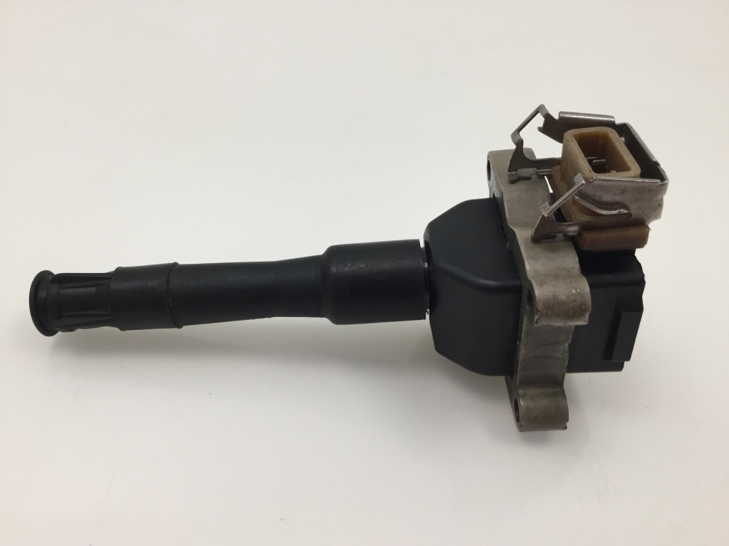 BMW 7 Series E38 (1994-2001) High Voltage Ignition Coil 1703359 21192456