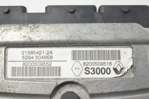 RENAULT Megane II (2002–2009) Motorsteuergerät 8200509516 - 2