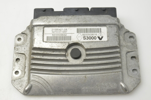Motorsteuergerät - 8200509516