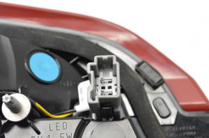 Ford Fiesta (2017–2026) Kofferraumdeckel-Rückleuchte und ihre Teile H1BB13A602AG - 2