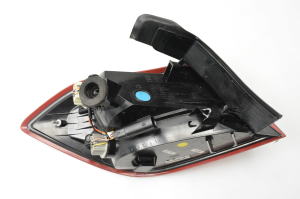 Ford Fiesta (2017–2026) Eckleuchte hinten H1BB13404AF - 2