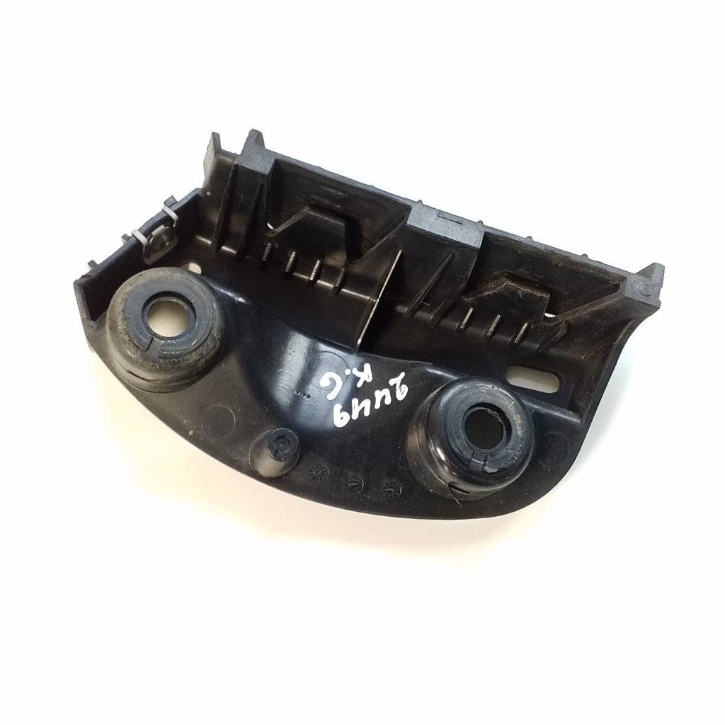 BMW 3 Series E90/E91/E92/E93 (2004-2013) Aizmugurējā kreisā bampera stiprinājums 7118193 21474535