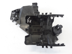 VOLVO V90 (2016–2026) Rear side door exterior handle bracket 31378614 - 3