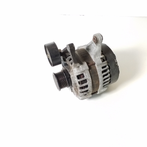 Mercedes Benz C-Class 204 (2007–2014) Alternator A0009061822 - 2