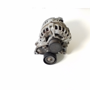 Mercedes Benz C-Class 204 (2007–2014) Alternator A0009061822 - 3