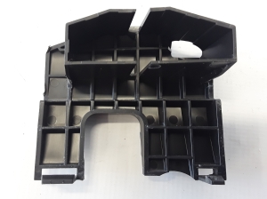 VOLVO XC90 (2015–2024) Ein weiteres Detail des hinteren Stoßfängerträgers - 3