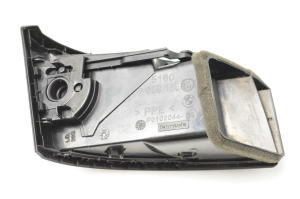 BMW 1 SERIES E88 (2007–2013) Armatuurlaua ventilatsioonivõred 705918814 - 3