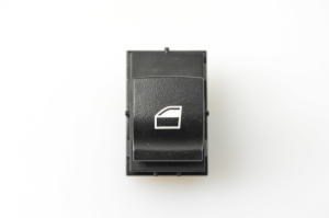 Rear side door window switch - 9208107