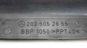 Mercedes Benz CLK-Class 208 (1997–2002) Lüfterzarge A2025052855 - 3