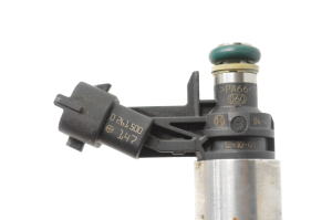  Fuel injector 