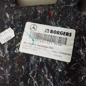 Mercedes Benz E-Class W207 (2009–2017) Sonstiges Teil der Heckklappe A2076941425 - 3