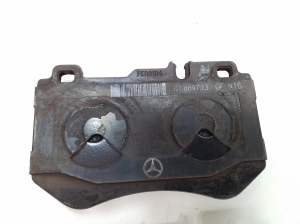 Mercedes Benz C-Class 205 (2014–2021) Piduriklotsid ees A0084201920 - 6