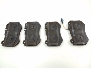 Mercedes Benz C-Class 205 (2014–2021) Piduriklotsid ees A0084201920 - 7