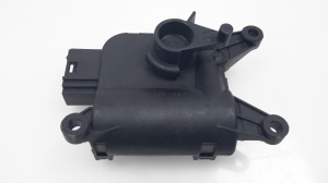 Volkswagen Golf V (2003–2009) Stellmotor Heizungsklappe 7L0907511L - 2