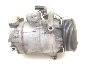  Air conditioner compressor 