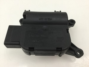 Stellmotor Heizungsklappe - 7L0907511J