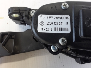RENAULT Twingo II (2007–2014) Accelerator pedal 8200426241 - 3