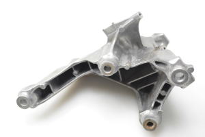 AUDI A4 B9 (2015–2026) Support de fixation moteur 4M0199307 - 3