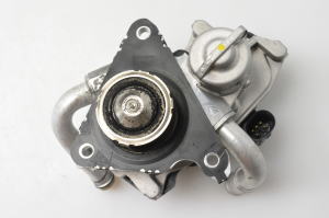  EGR valve 