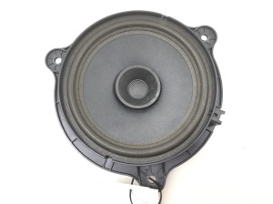   Rear side door speaker 