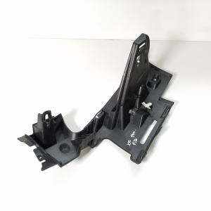  Front bumper bracket 