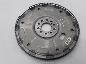   Clutch flywheel 