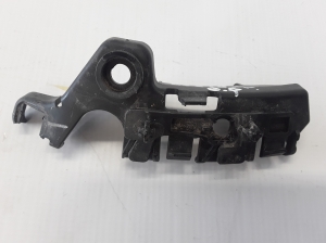   Front bumper bracket 