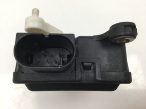 AUDI A6 C5 (1997–2005) Stellmotor Heizungsklappe 4B2820511B - 3