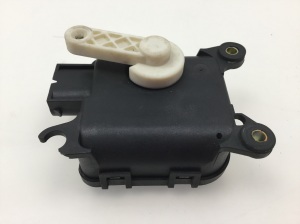 AUDI A6 C5 (1997–2005) Stellmotor Heizungsklappe 4B2820511A - 2