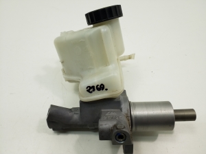   Master cylinder 