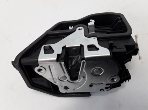 BMW 3 SERIES F30 (2011–2018) Rear side door lock 7202147 - 2