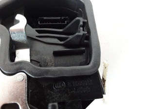 BMW 3 SERIES F30 (2011–2018) Rear side door lock 7202147 - 3