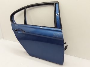  Rear side doors 