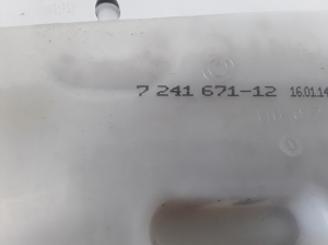 BMW 3 SERIES F30 (2011–2018) Esiklaasi pesuvedeliku paak 7241671 - 2