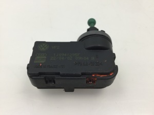 Scheinwerfer Stellmotor - 1J0941295F