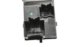 Opel Astra J (2009–2017) Tagumise külgukse aknalüliti 13301886 - 4