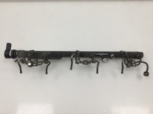 BMW 7 SERIJA E68 (2001–2008) Common Rail Kraftstoffleitung 7788679 - 5