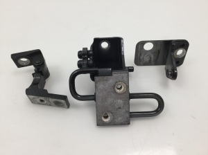   Rear tailgate hinge 