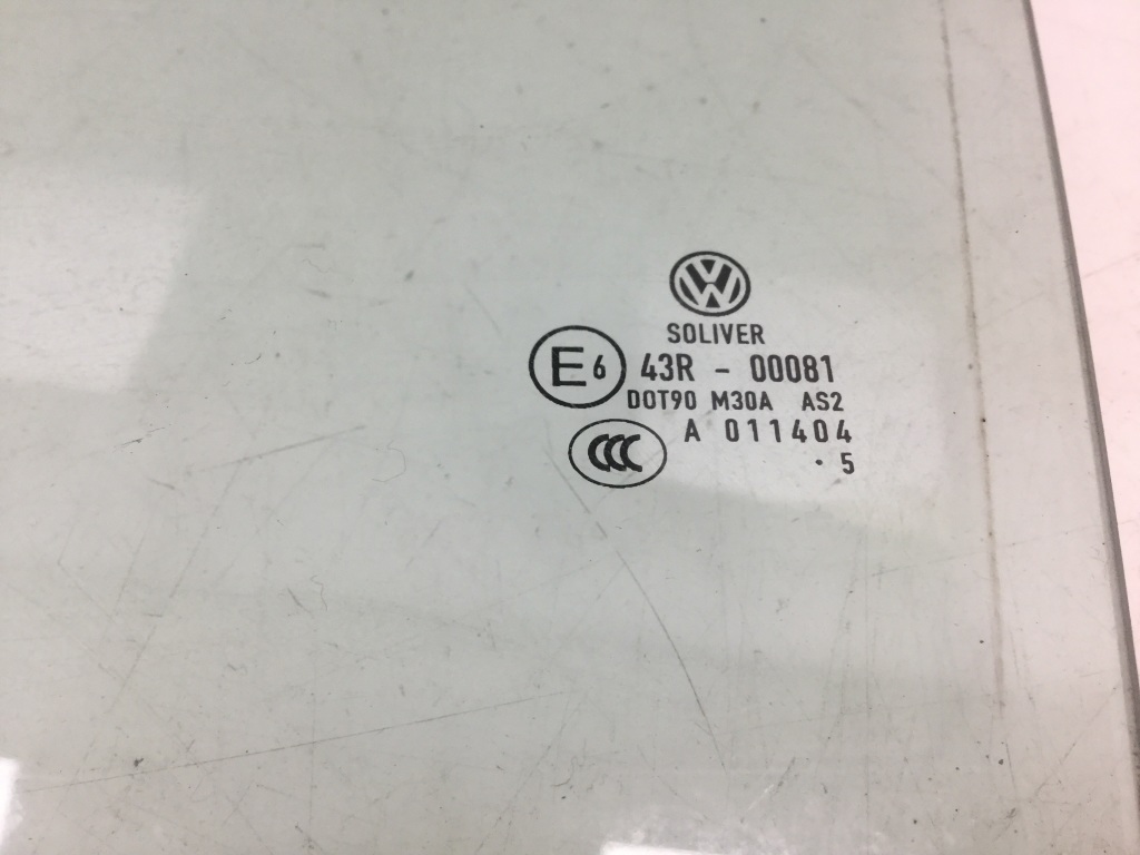 VOLKSWAGEN Passat B6 (2005-2010) Verre de porte coulissante côté gauche 25109786