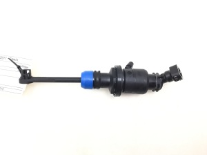 NISSAN Qashqai (2013–2021) Clutch master cylinder 306104BG1B - 2
