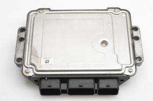 Peugeot 206 (2009–2013) Mootori juhtplokk 9666579080 - 3