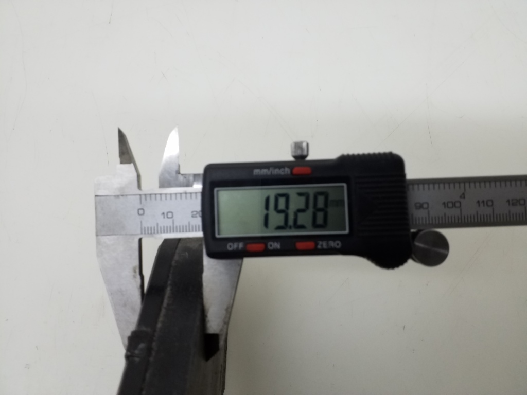 Used Mercedes Benz CClass Brake pads front A2054214810