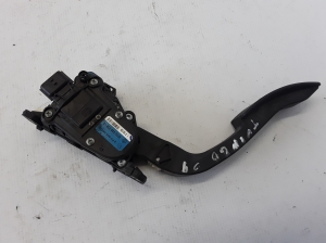 RENAULT Twingo II (2007–2014) Accelerator pedal 8200426238 - 4
