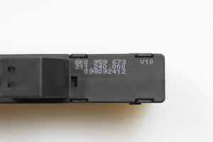 AUDI A4 B8 (2007–2016) ESP switch 8K0959673 - 2