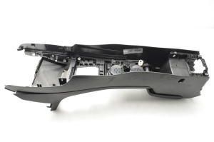 Volkswagen Golf VII (2012–2026) Center console - 3