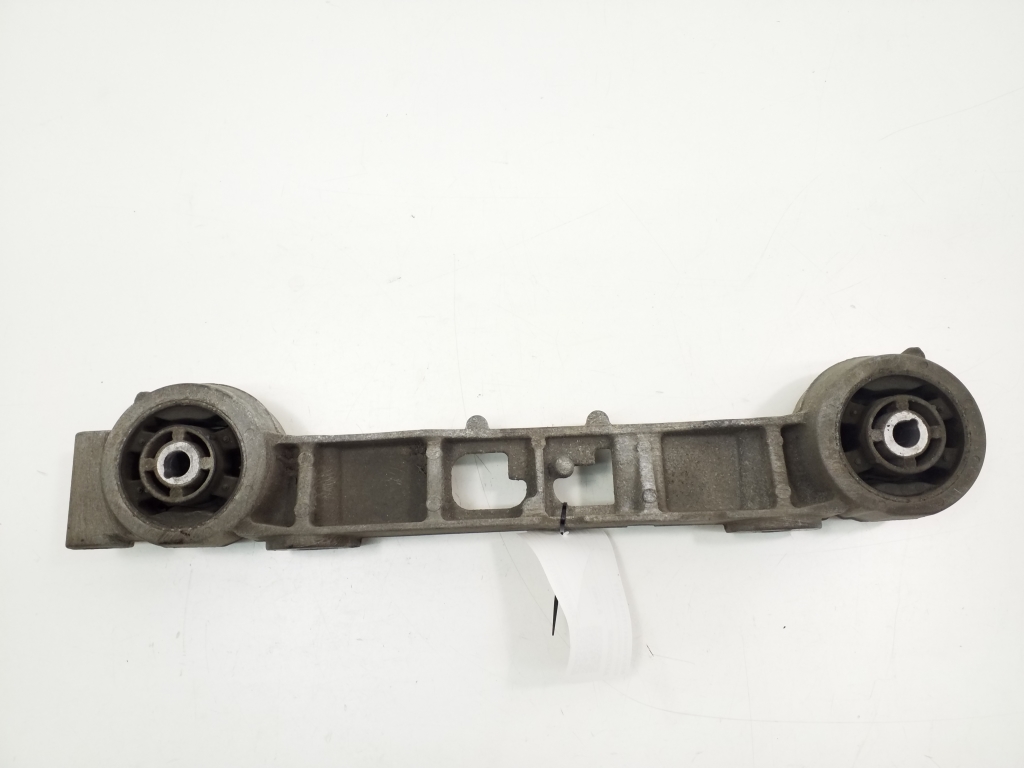 MERCEDES-BENZ Vito W447 (2014-2023) Rear Differential Mount A4473530500,A4473506700 20378362