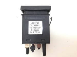 Volkswagen Sharan (1995–2010) Windshield heater switch 7M3959622 - 3