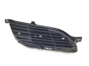 NISSAN Almera Tino V10 (2000–2006) Front grille 62332BU000 - 2