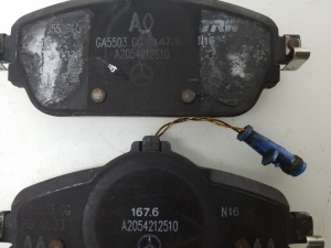 Mercedes Benz C-Class 205 (2014–2021) Piduriklotsid ees A2054212510 - 3