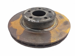   Brake disc front 